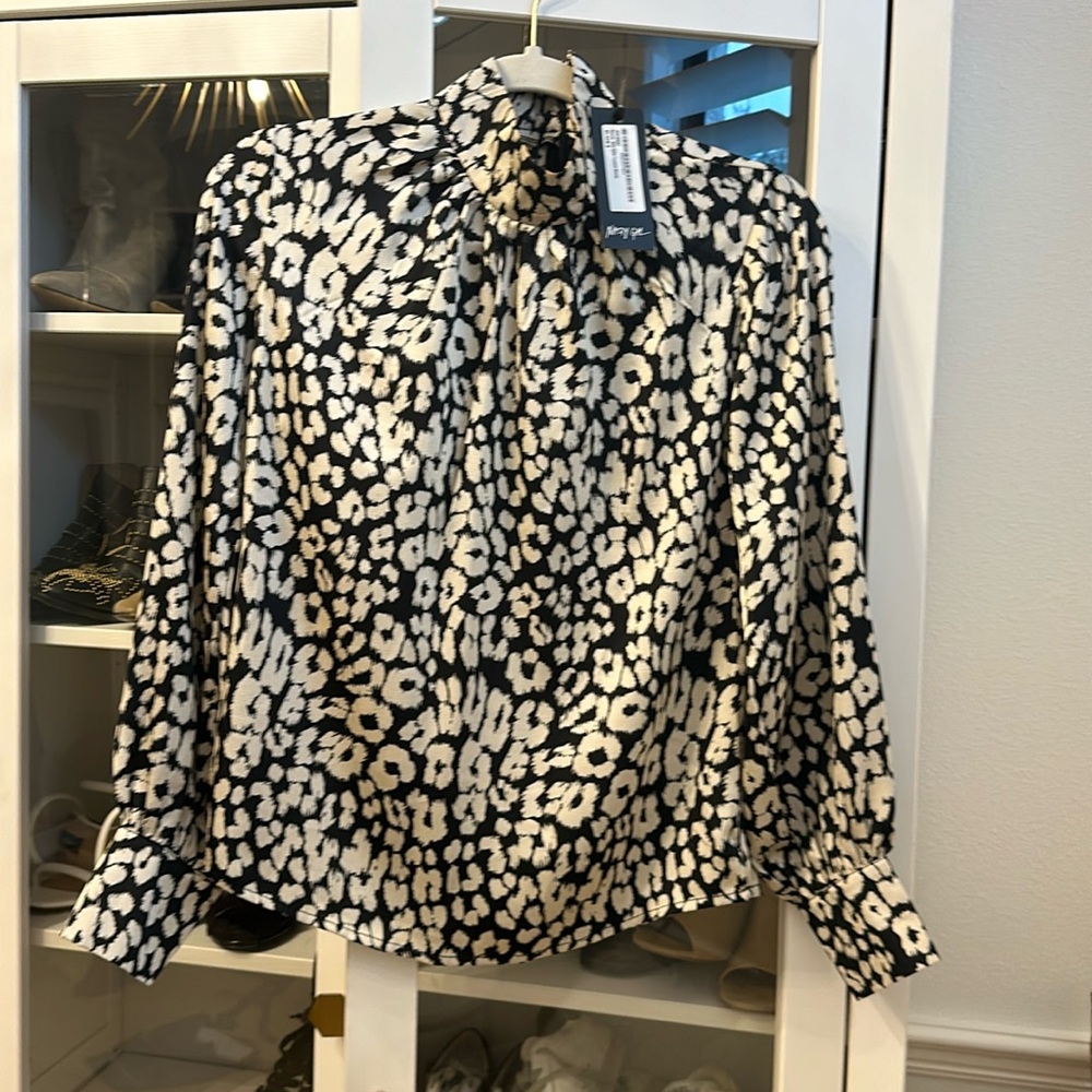 NastyGal NWT Satin Leopard Blouse US2